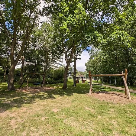 Ruhige Terrassenwohnung In Strandnaehe Fuer Bis Zu 4 Personen דירה זירקסדורף